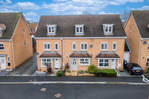 4 bedroom terraced house for sale, Abbots Court, Selby YO8