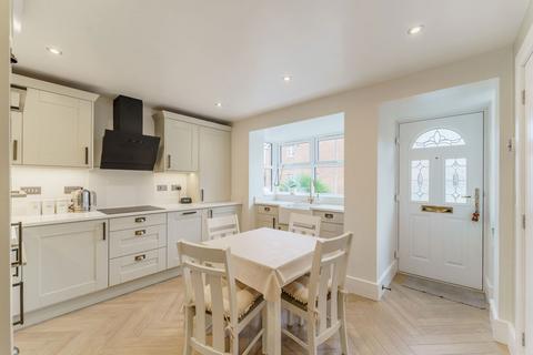 4 bedroom terraced house for sale, Abbots Court, Selby YO8