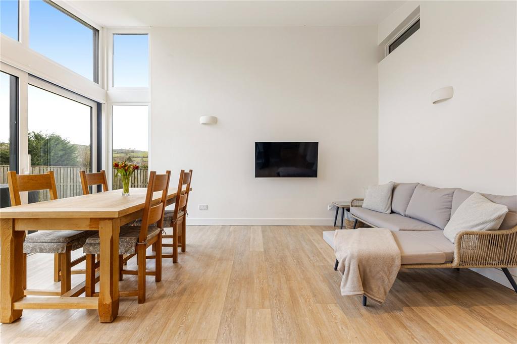Dining/Living Area