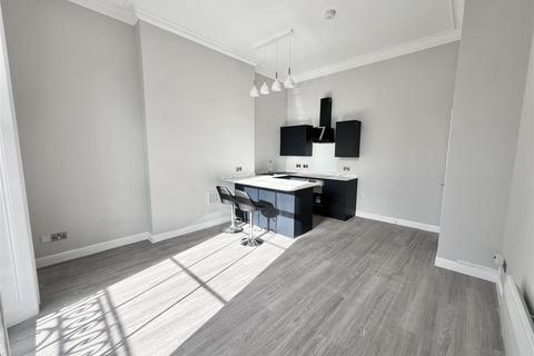 3 bedroom apartment for sale, Bertie Terrace, Warwick Place, Leamington Spa CV32