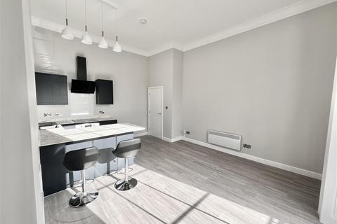 3 bedroom apartment for sale, Bertie Terrace, Warwick Place, Leamington Spa CV32