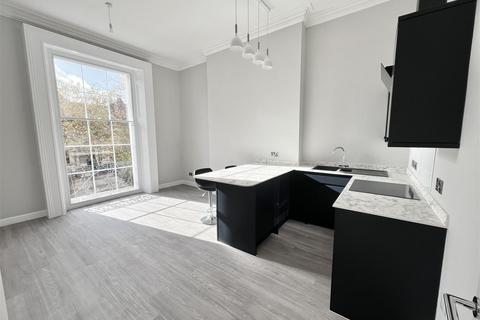 3 bedroom apartment for sale, Bertie Terrace, Warwick Place, Leamington Spa CV32