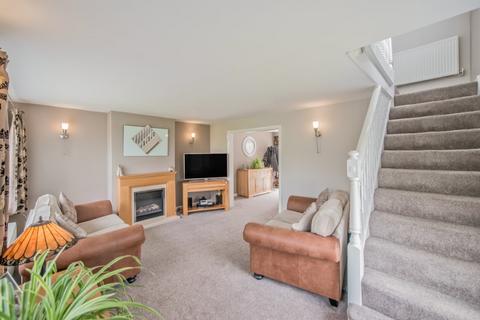 3 bedroom semi-detached house for sale, Bodmin Avenue, Wrose, Shipley, BD18