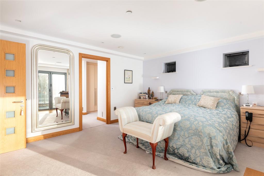 Principal Bedroom