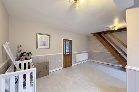 2 bedroom end of terrace house for sale, Commerce Place, Aberdare CF44
