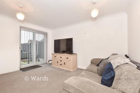 2 bedroom end of terrace house for sale, Primrose Way, Sheerness ME12