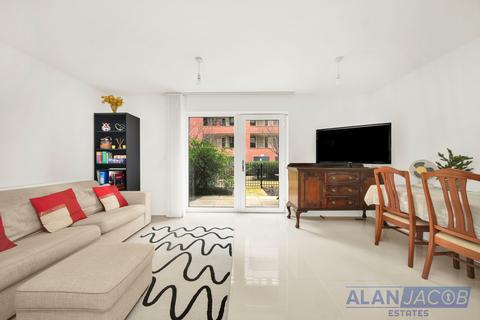 2 bedroom terraced house for sale, Lux Building, Romford RM7