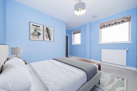 2 bedroom flat for sale, Canon House 10-11, London W10