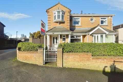 undefined, Wellington Road, Bradford BD2