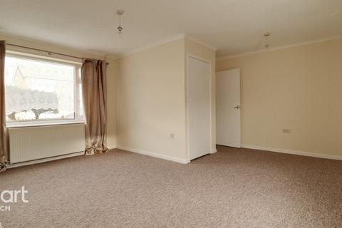 3 bedroom terraced house to rent, Anthony Drive, Norwich