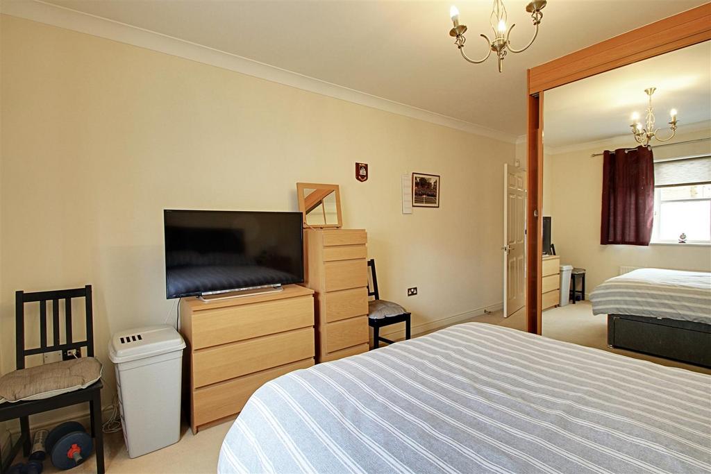 Main Bedroom 1.jpg