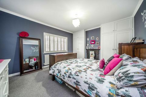 3 bedroom house for sale, St. Johns Road, Isleworth TW7