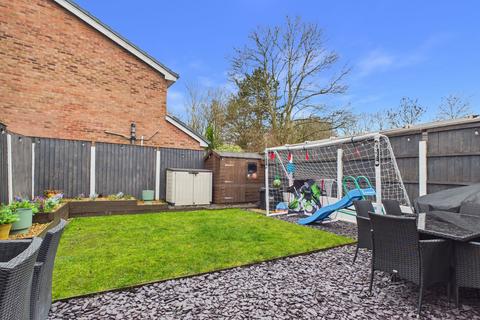 2 bedroom semi-detached house for sale, Morton Close, Old Hall, WA5