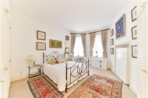 undefined, Campden Hill Road, Kensington, W8