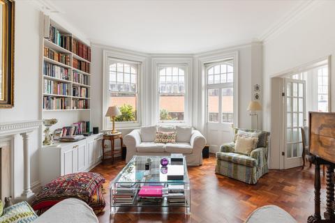 4 bedroom flat for sale, Campden Hill Road, Kensington, W8