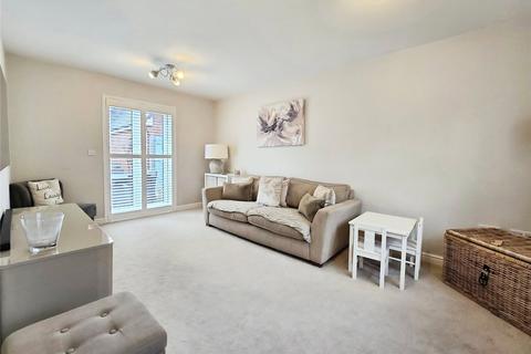 4 bedroom detached house for sale, Cuckoo Lane, Berkshire RG12