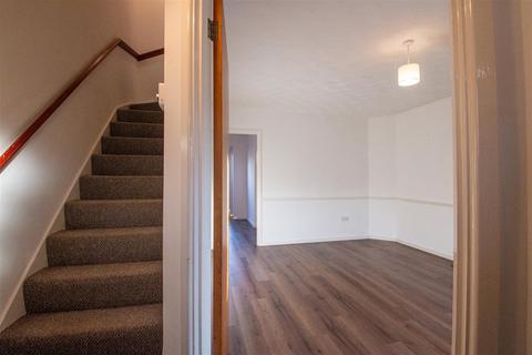 3 bedroom end of terrace house to rent, Wadhurst, Milton Keynes MK7