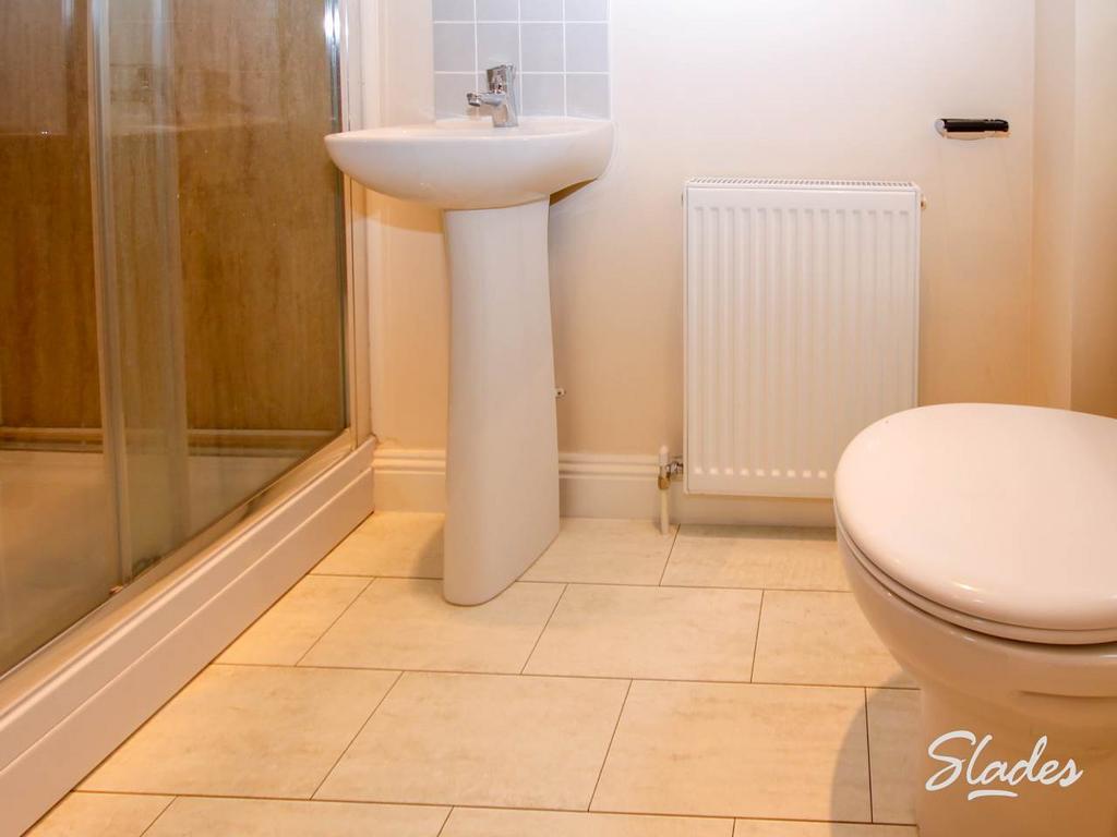 1 the grove en-suite
