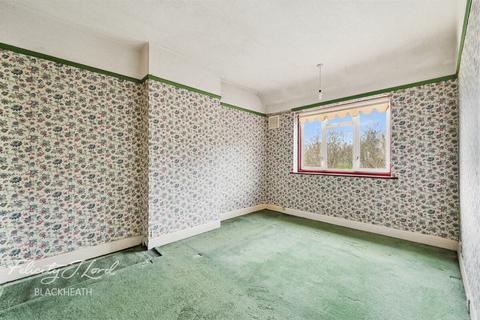 undefined, Castlewood Drive, Eltham