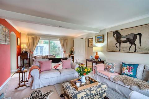 undefined, New Close, Bourton, Gillingham