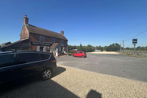 Pub for sale, Stockbridge Rd Romsey SO51 0NG