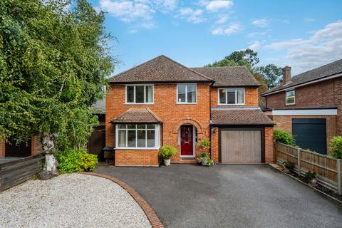 5 bedroom detached house for sale, Stanley Road, Wokingham, RG40