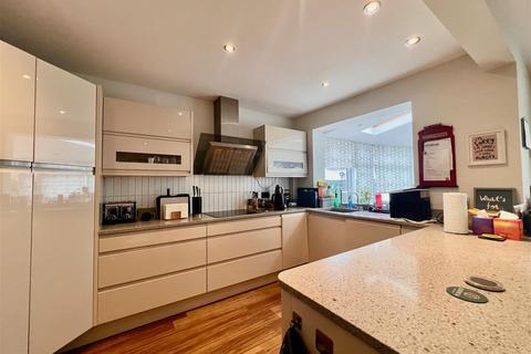 undefined, Western Road, Leigh-On-Sea