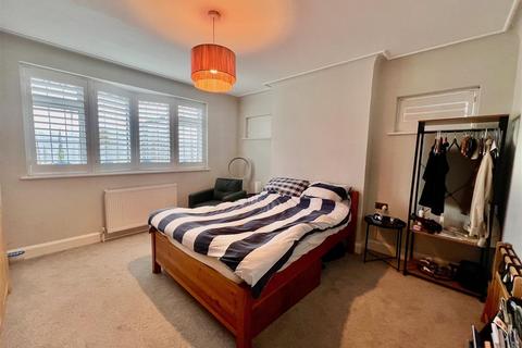 undefined, Western Road, Leigh-On-Sea