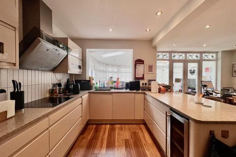 undefined, Western Road, Leigh-On-Sea