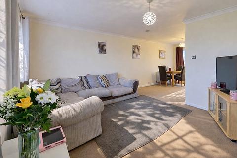 undefined, Wrentham Avenue, Herne Bay, CT6 7UX