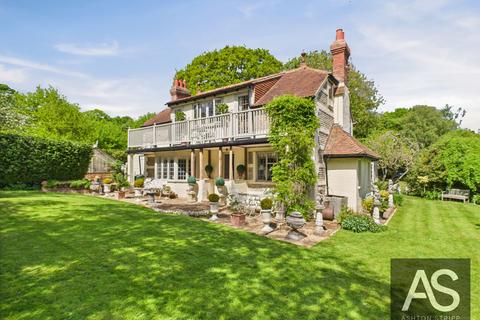 3 bedroom detached house for sale, Turkey Road, Bexhill-On-Sea, TN39
