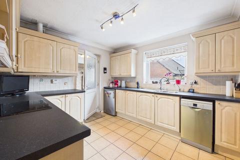 2 bedroom detached bungalow for sale, Grundle Close, Stanton