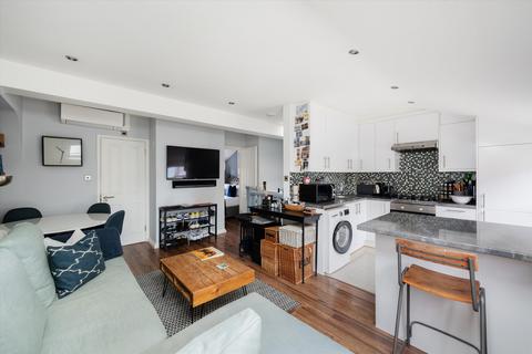 1 bedroom flat for sale, Queensway, London W2