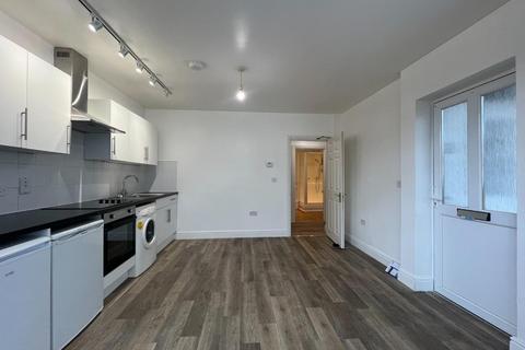 1 bedroom maisonette to rent, Penrith Road, New Malden KT3