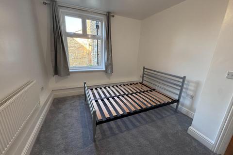 1 bedroom maisonette to rent, Penrith Road, New Malden KT3