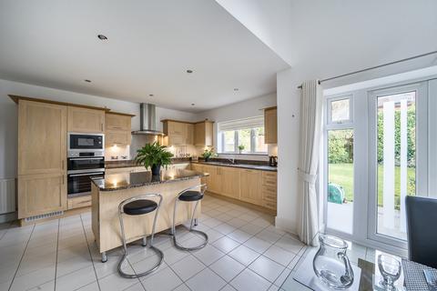 5 bedroom detached house for sale, Moser Grove, Sway, Lymington, SO41