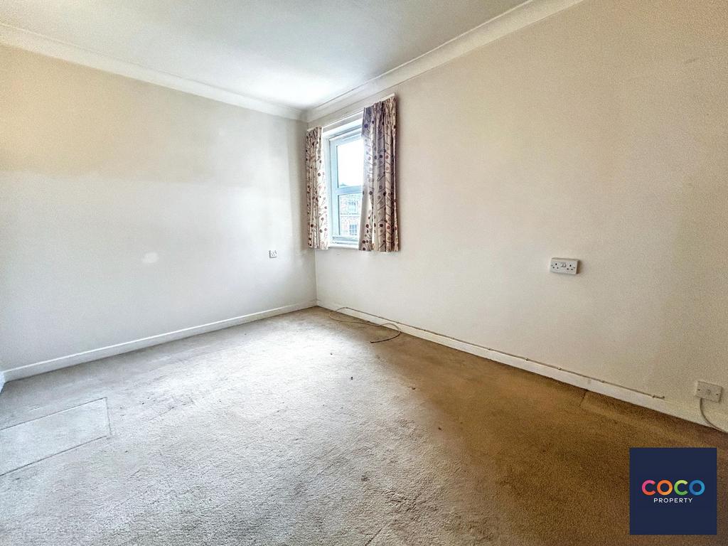Main Bedroom