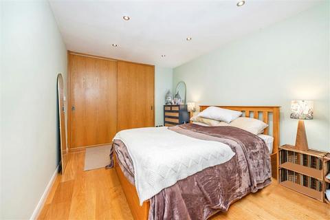 undefined, Wapping High Street, London E1W