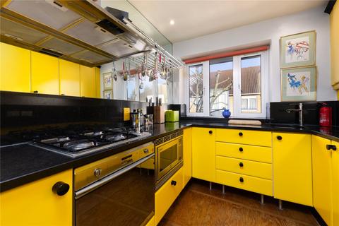 2 bedroom flat to rent, Milman's Street, SW10