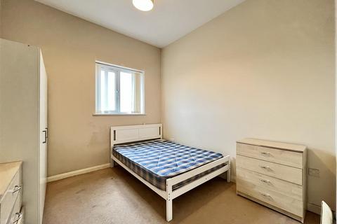 2 bedroom apartment to rent, City Link, Hessel Street, Salford