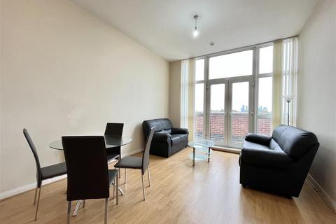 2 bedroom apartment to rent, City Link, Hessel Street, Salford