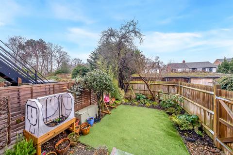 2 bedroom maisonette for sale, Meadow Road, Shortlands, BR2