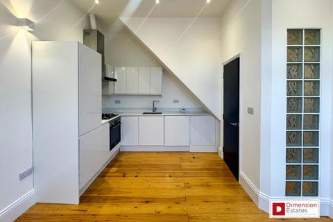2 bedroom flat to rent, Evering Road, Upper Clapton, Hackney, E5