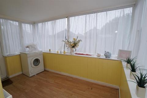 undefined, Thorn Close, Wrose, Shipley