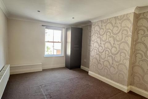 undefined, Flat 2 Churchside Apartments Market WeightonYork