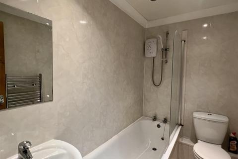 undefined, Flat 2 Churchside Apartments Market WeightonYork