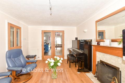 undefined, Dunlop Close, Hassocks BN6