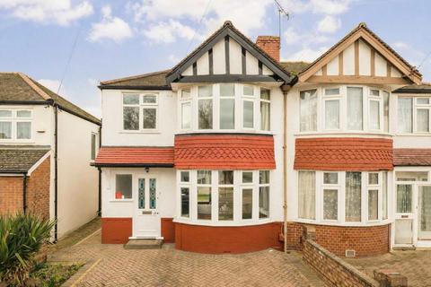 undefined, Conway Crescent, Greenford UB6