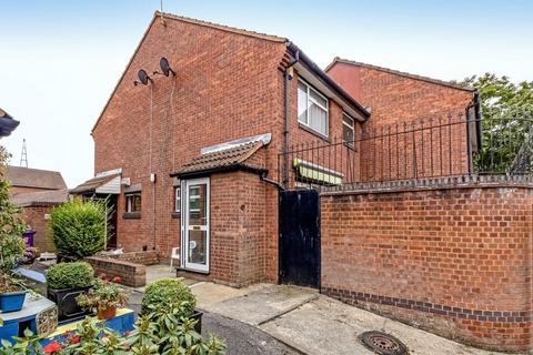 undefined, Tiller Road, London E14