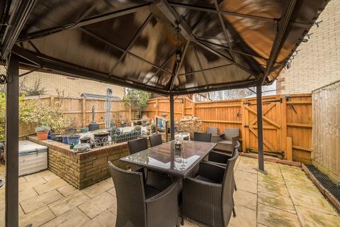 3 bedroom detached house for sale, Periwinkle Close, Pembroke Park, Swindon, SN2 2QH